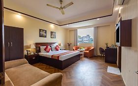 Hotel Picasso Residency Near Naraina Vihar Metro Station New Delhi